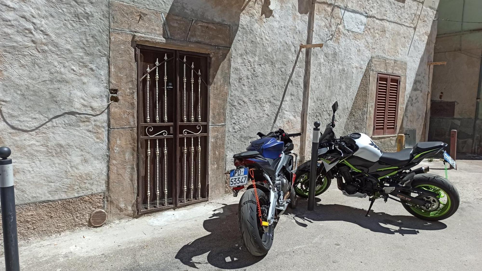 Casa Ele - Casa Indipendente Con Cucina - Bikes Friendly Lejlighed Sassari Eksteriør billede