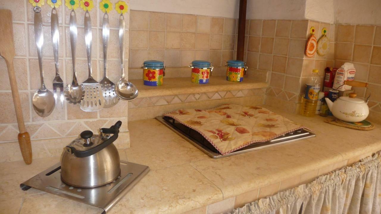 Casa Ele - Casa Indipendente Con Cucina - Bikes Friendly Lejlighed Sassari Eksteriør billede